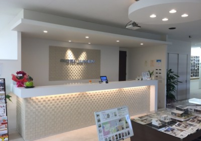 生みの母 現る。