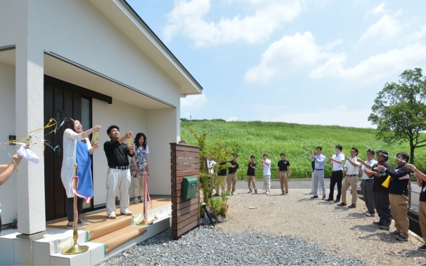 森住建住宅のお引き渡し式のようす